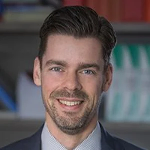 Dr. Roland Veh