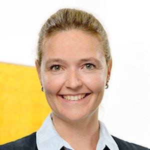 Dr. Vanessa Staude