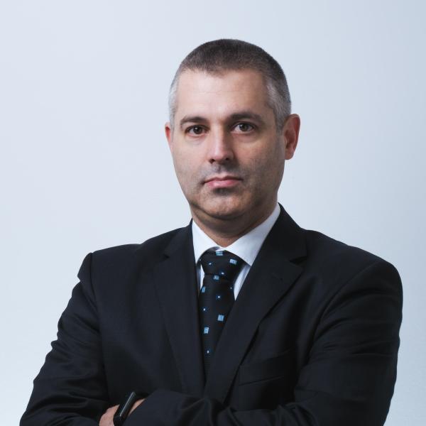 Dr. Sven Tintemann
