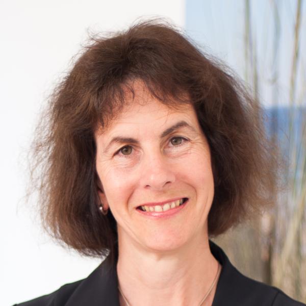 Dr. jur. Angelika Schmid