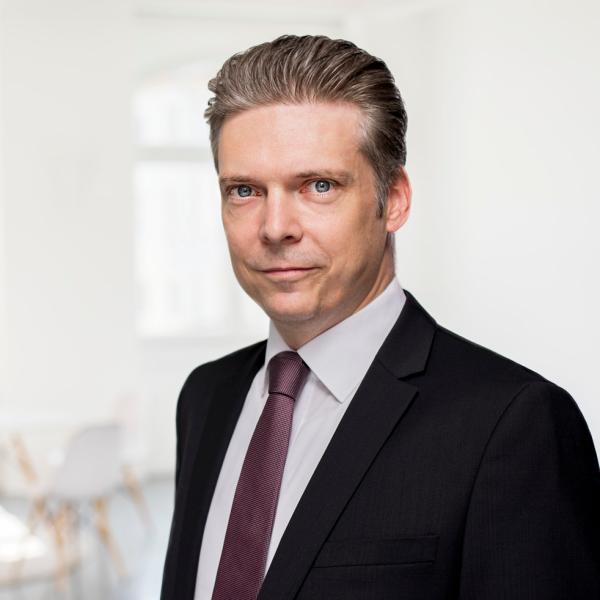 Simon Bender