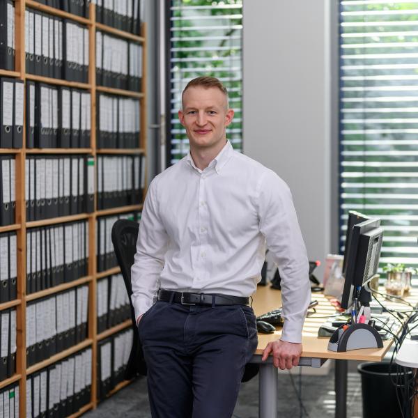Dr. Valentin zur Nieden LL.M.