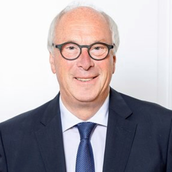 und Notar Helmut Knop