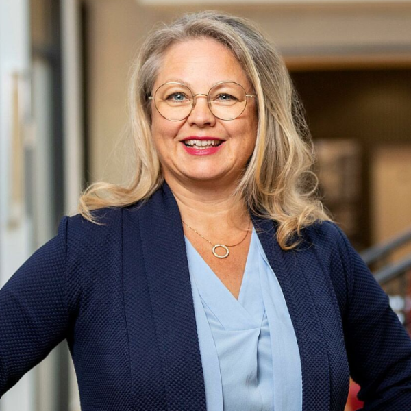 Dr. Geertje Tutschka MCC