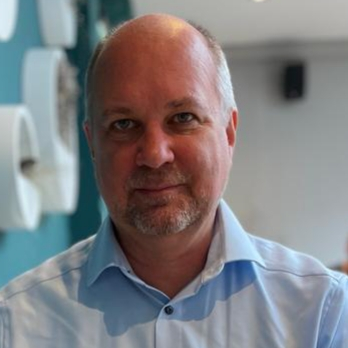 Dirk Abraham