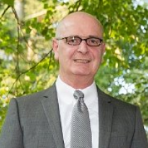 und Notar Michael Petry