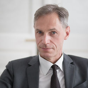 Dr. Jürgen Küttner