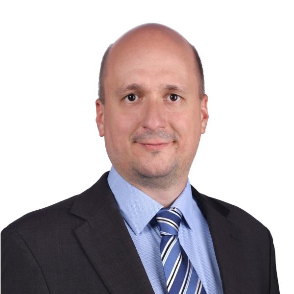 Dr. Tamás Hizsák