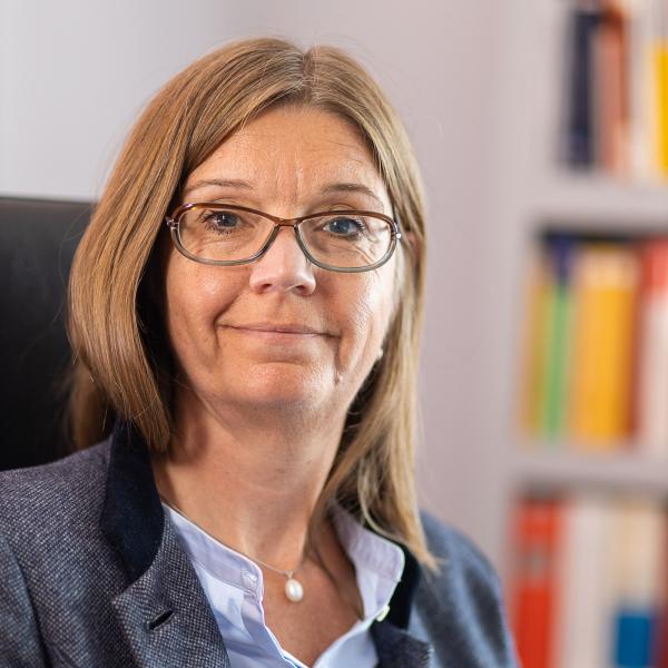Sabine Mayer
