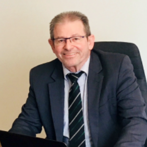 Helmut Schneider