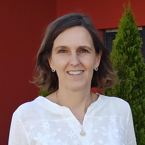 Dr. Natascha Fischbach