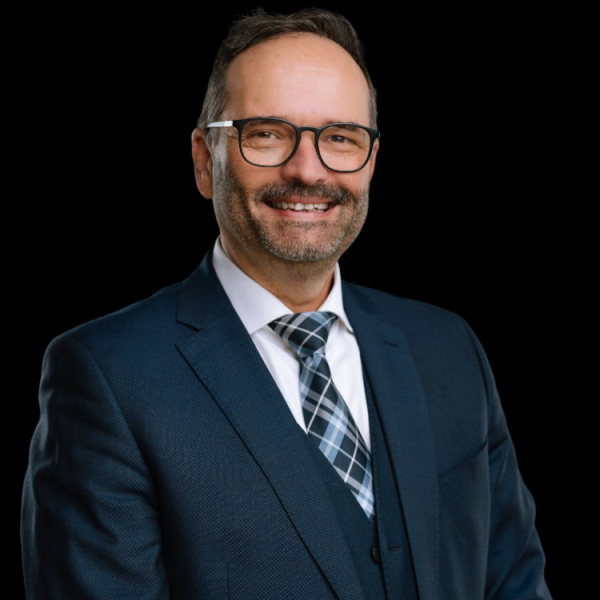 Dr. Jörg Schröck