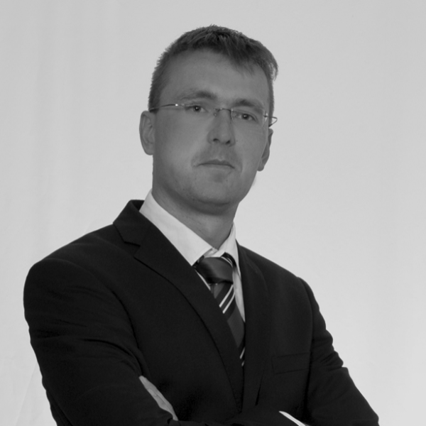 Dr. Marcin Byczyk