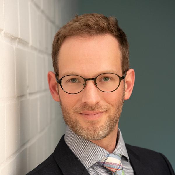 Dr. Florian Aspöck