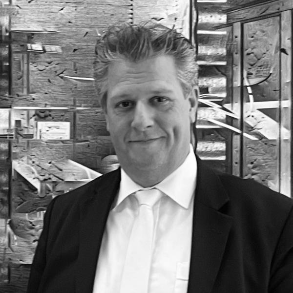 Dr. Boris Klug