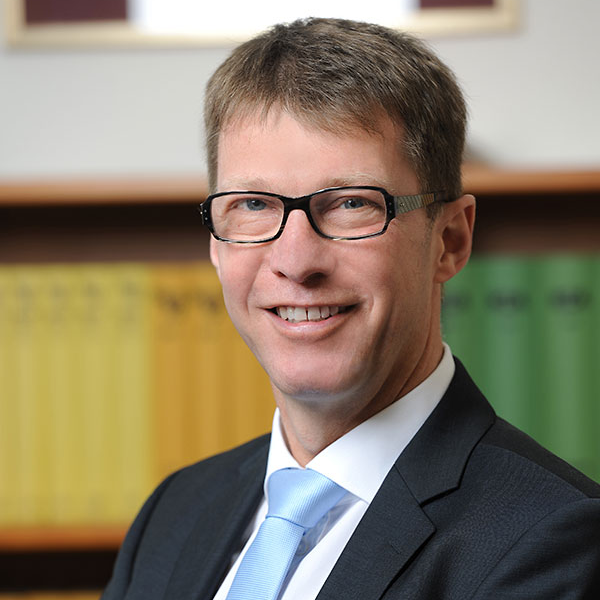 Dirk Stapel