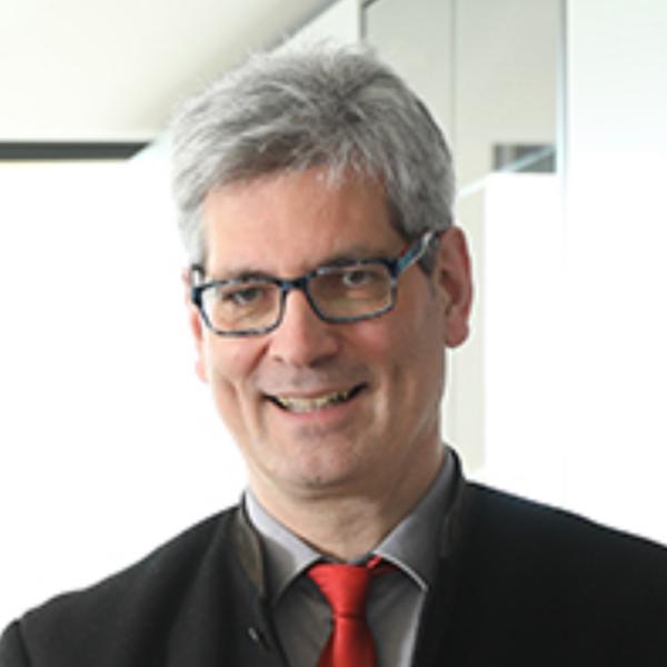 Dr. Christof Wellens