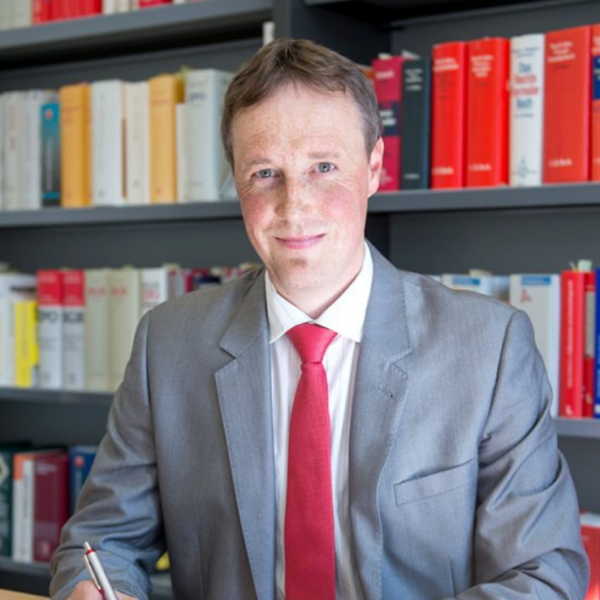 Dr. Sebastian Schneider