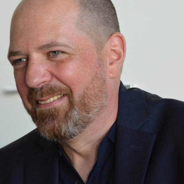 Stephan Dirks