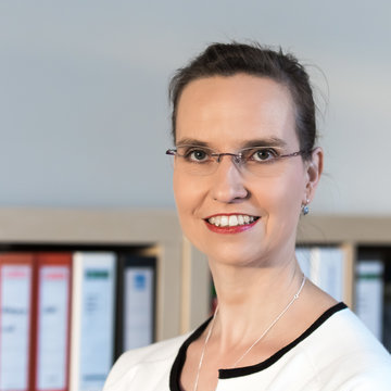 Dr. Andrea Maß
