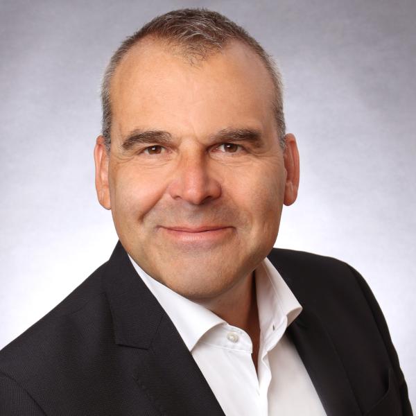 Dr. Norbert Götzke