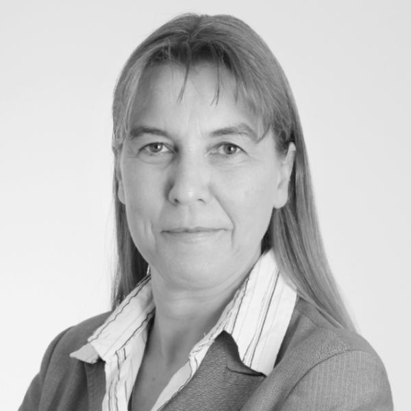 Dr. Martina Dreher