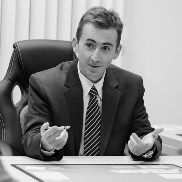 Stanley König