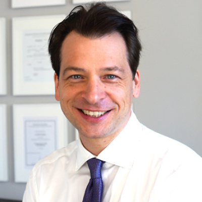 Dr. Patrick Riebe