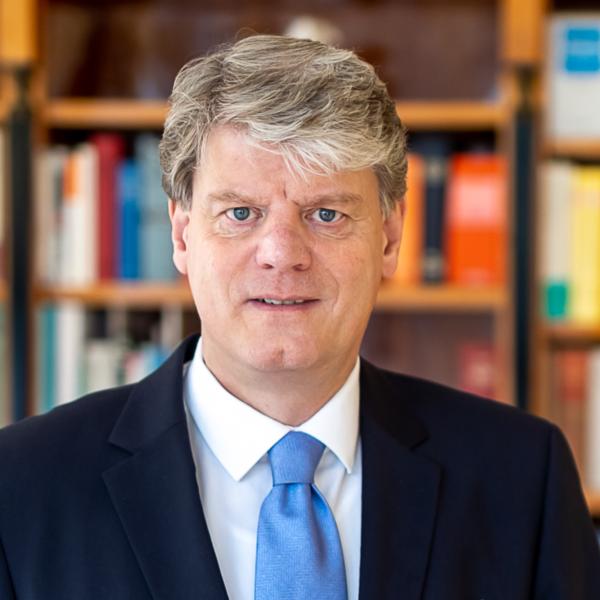 Dr. Patrick J. M. Junge-Ilges