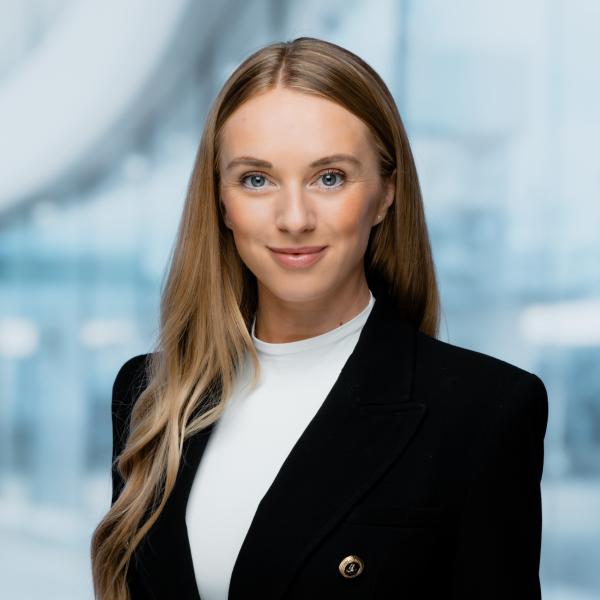 Julia Scheublein-Asmus