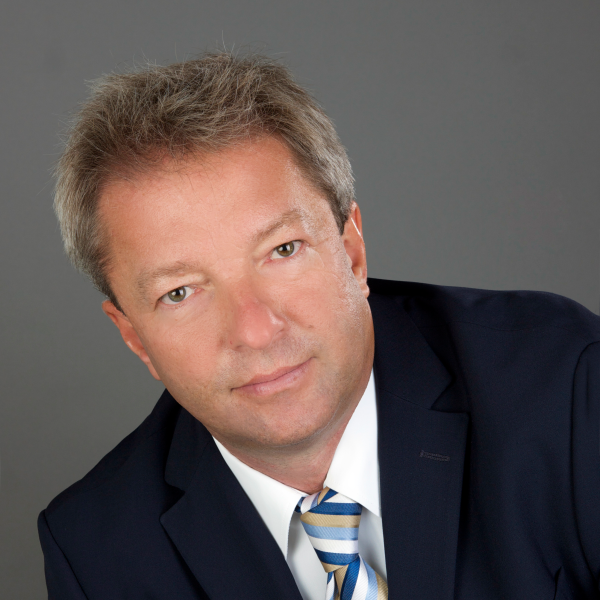 Lars-Oliver Manß