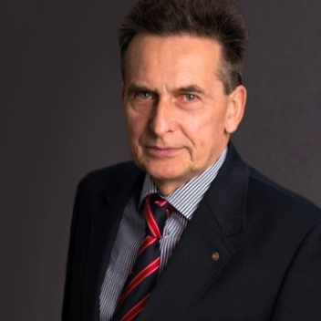 Andrzej Mikulski