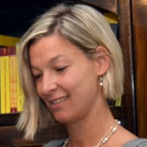 Dr. Csilla Arszin
