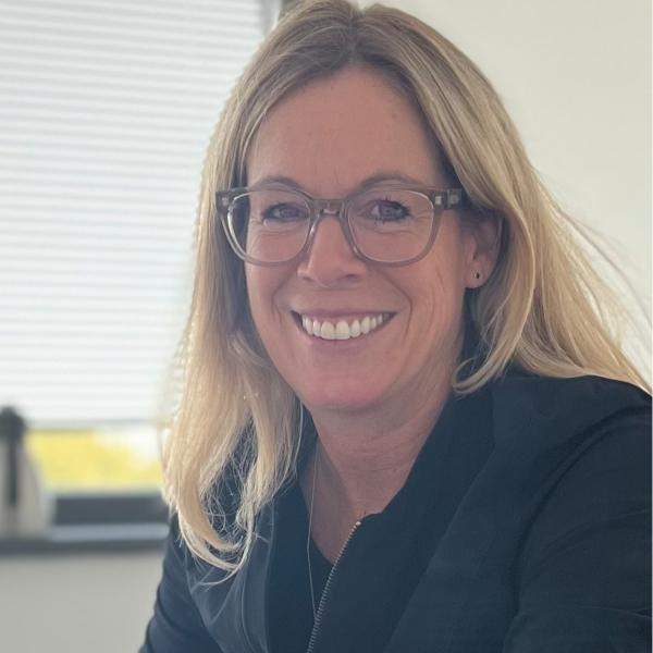 Dr. Silke Roesler