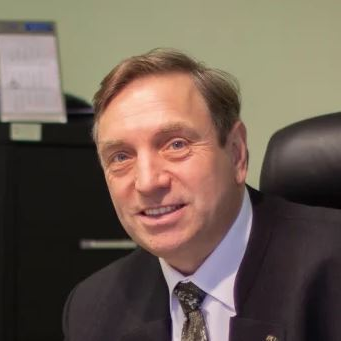 Dr. Tobias Busch