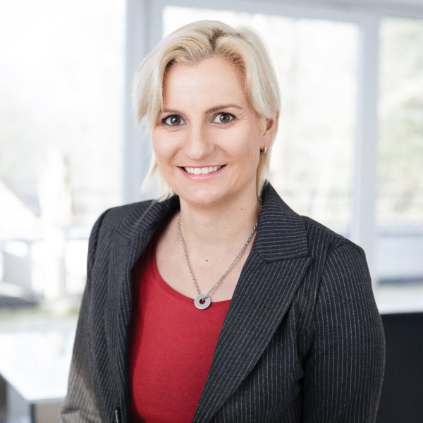 Sandra Hippke LL.M. Tax.