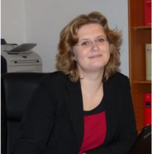 Anja Zivny