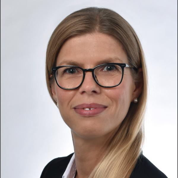 Dr. Karina Woinikow M.mel.