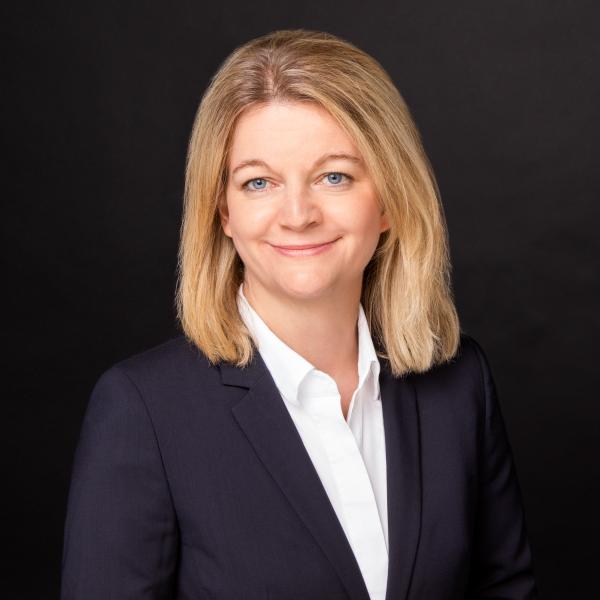 Angela König