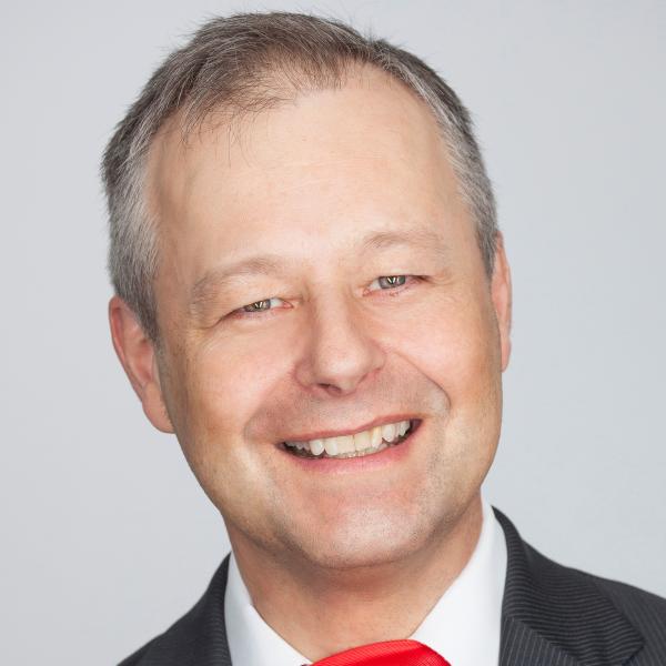 Dr. Roland Giebenrath D.E.A.