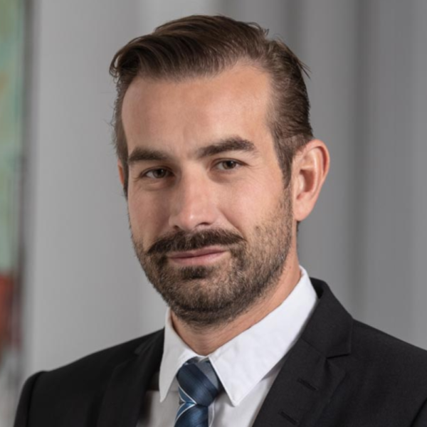 Dr. Johannes Kuffer
