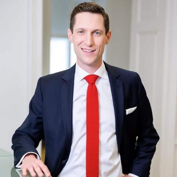 Dr. Andreas Huber
