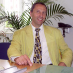Peter J. Voll