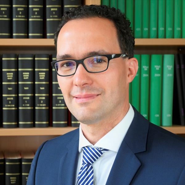 Dr. Sebastian Schmuck