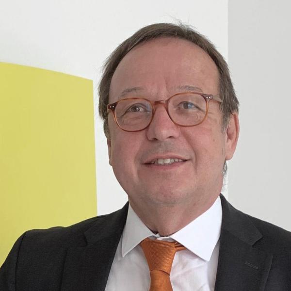 Dr. Ulrich Diez