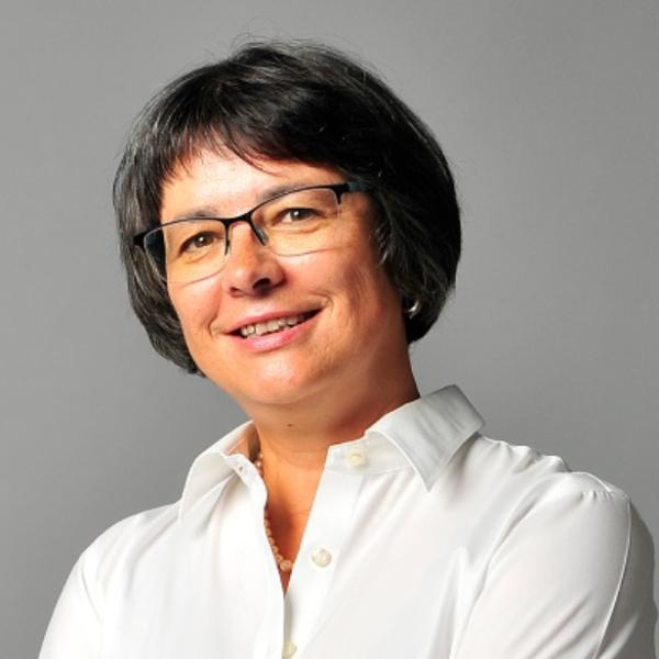 Cornelia Schmitt