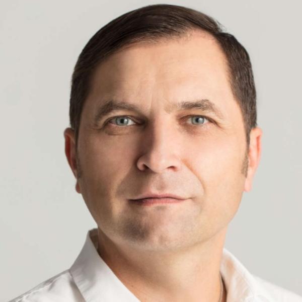 Dr. Marek Bialkowski