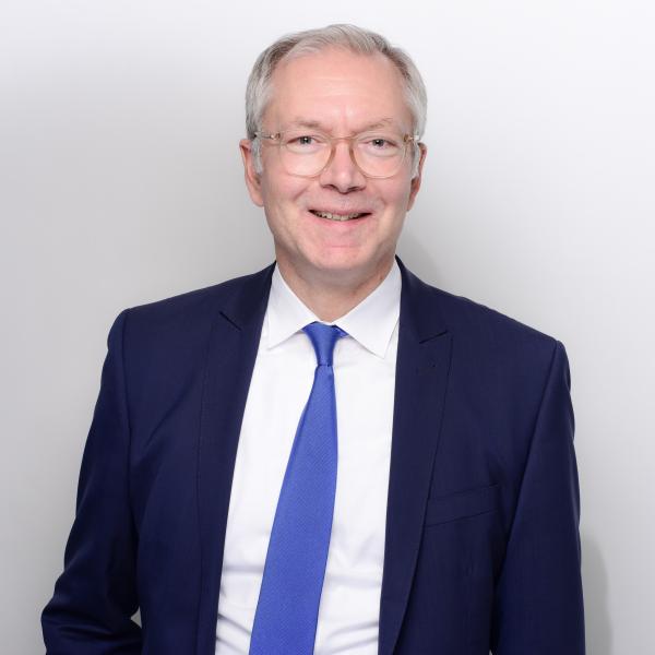 Dr. Karsten Winckler