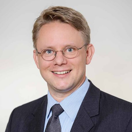 Kay-Niklas Elsaesser LL.M.