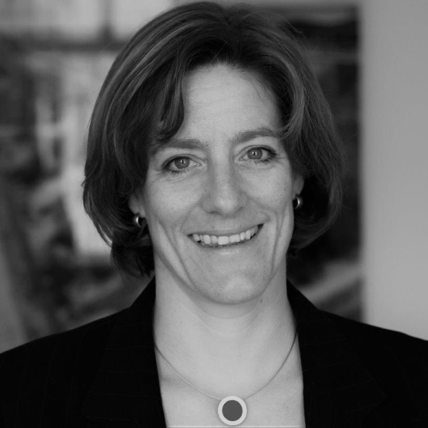 Dr. Natalie Hildebrandt